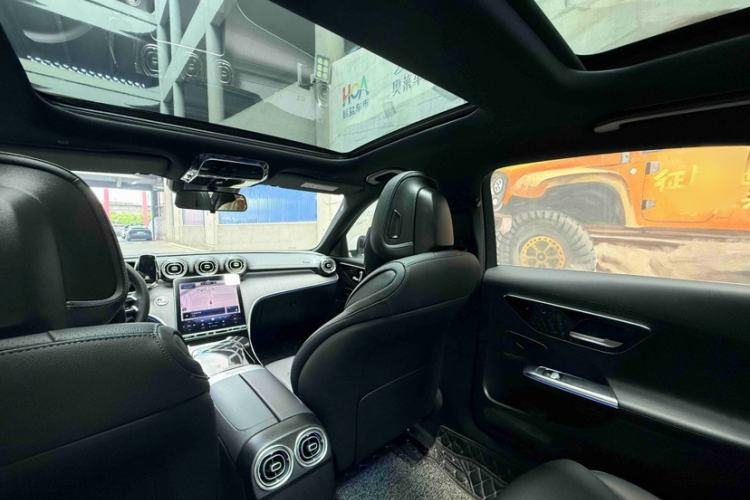 Used Mercedes-Benz C-Class 2024 Restyled C-Class 260 L Sport Edition Interior 6
