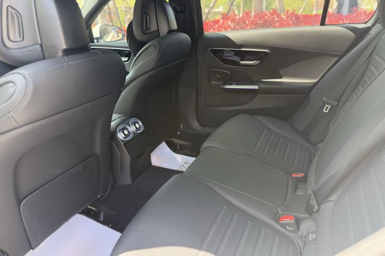 Used Mercedes-Benz C-Class 2024 Restyled C-Class 260 L Sport Edition Interior 6