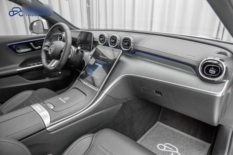 Used Mercedes-Benz C-Class 2024 C 200 L Sport Edition Interior 6