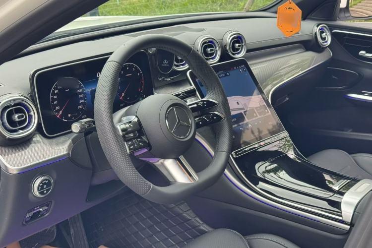 Used Mercedes-Benz C-Class 2024 Second Facelift C 260 L Sport Edition Interior 6