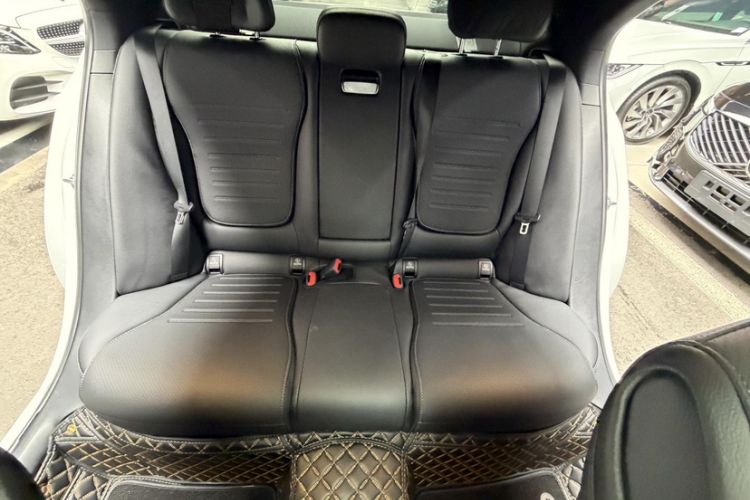 Used Mercedes-Benz C-Class 2024 Restyled C 200 L Sport Edition Interior 7
