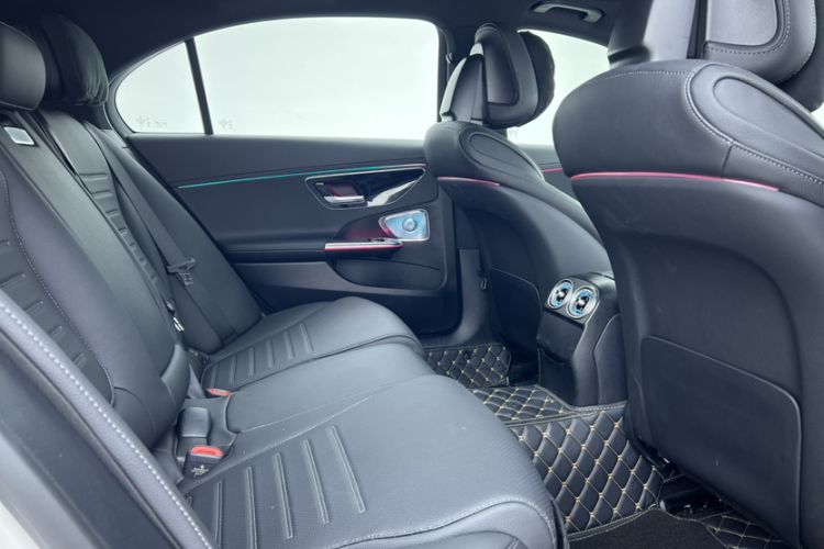 Used Mercedes-Benz C-Class 2024 Restyled C-Class 260 L Sport Edition Interior 8