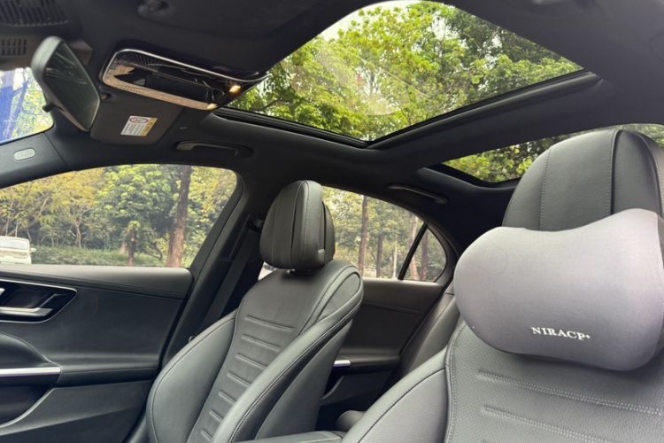 Used Mercedes-Benz C-Class 2024 Restyled C 260 L Sport Edition Interior 8