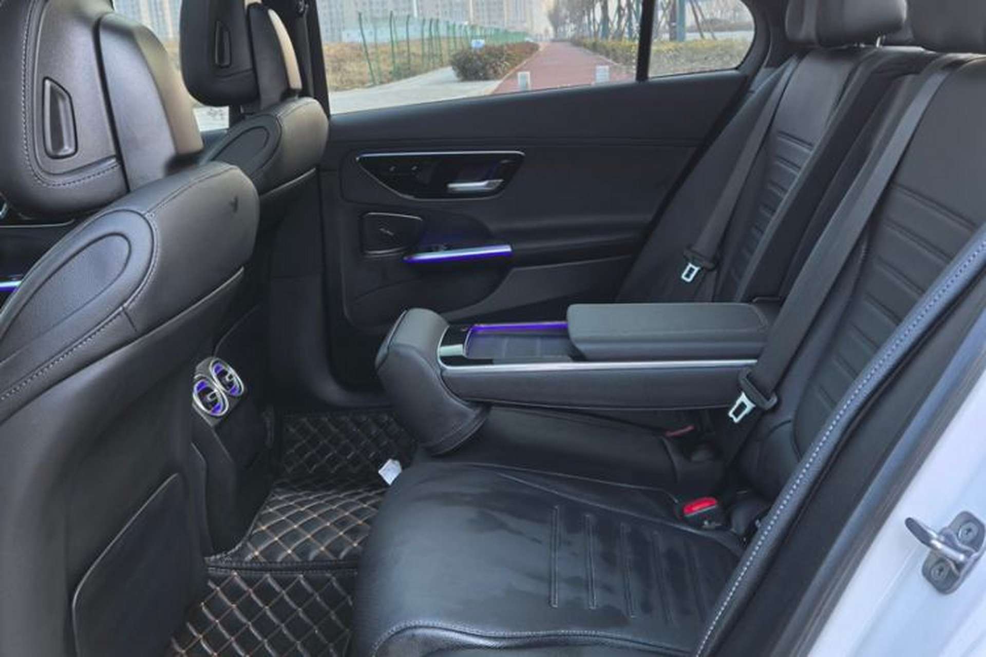 Used Mercedes-Benz C-Class 2024 Restyled C-Class 260 L Sport Edition Interior 8