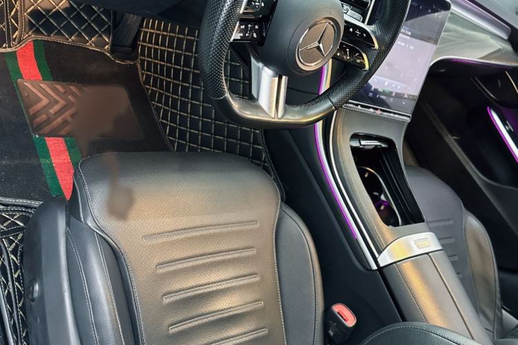 Used Mercedes-Benz C-Class 2024 Restyled C 260 L Sport Edition Interior 8