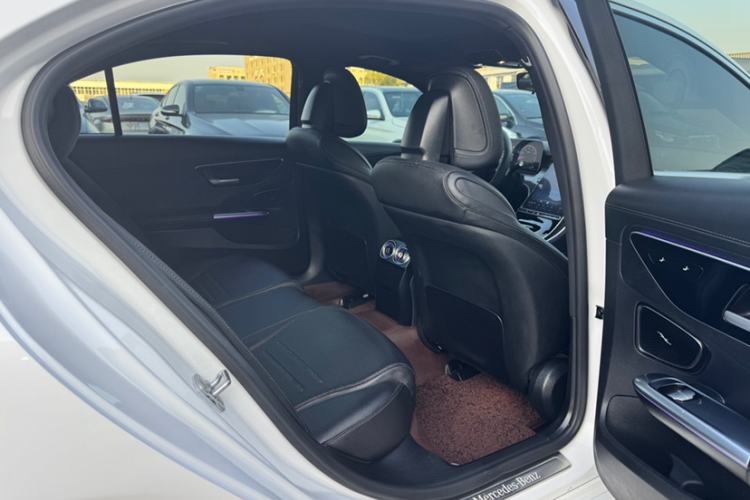 Used Mercedes-Benz C-Class 2024 Restyled C-Class 260 L Sport Edition Interior 8