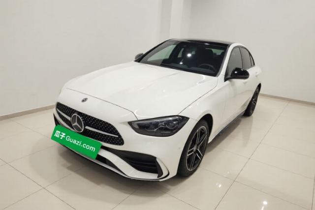 Ojetý Mercedes-Benz C-Class 2024 Facelifted C-Class 260 L Night Edition Sports Version