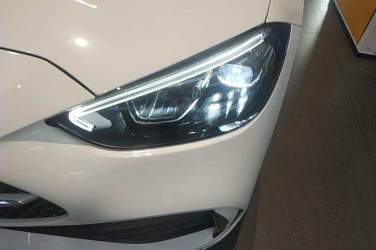 Used Mercedes-Benz C-Class 2024 Second Facelift C 260 L Sport Edition Left Front Headlight