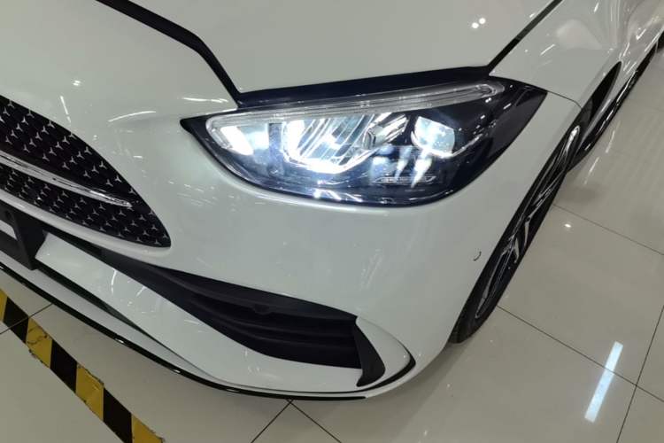 Used Mercedes-Benz C-Class 2024 Facelifted C-Class 260 L Night Edition Sports Version Left Front Headlight