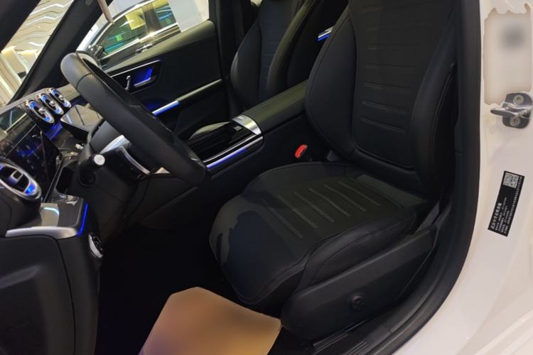 Used Mercedes-Benz C-Class 2024 Restyled C 260 L Sport Edition Left Front Seat