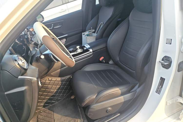 Used Mercedes-Benz C-Class 2024 Restyled C 260 L Sport Edition Left Front Seat
