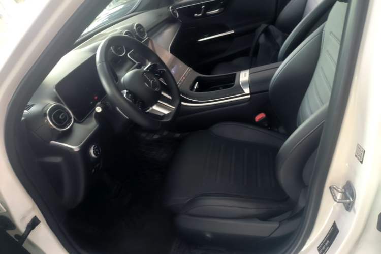 Used Mercedes-Benz C-Class 2024 Restyled C 200 L Sport Edition Left Front Seat