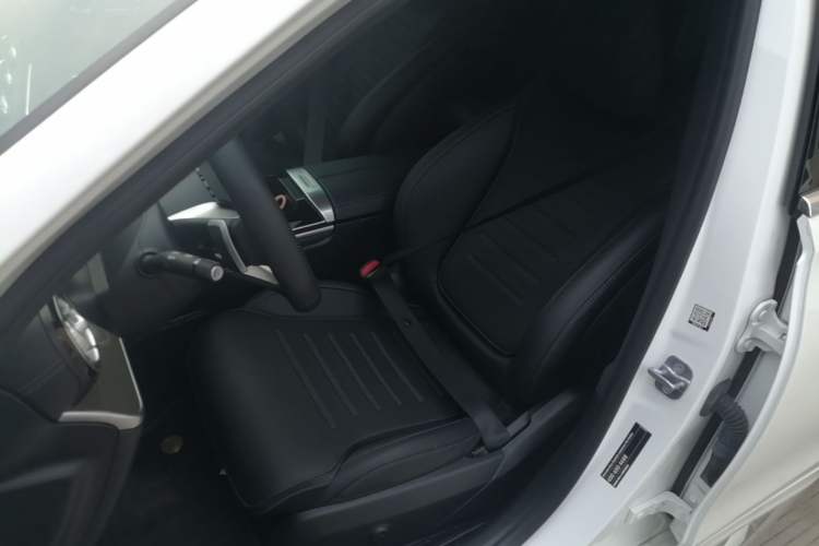 Used Mercedes-Benz C-Class 2024 Restyled C-Class 260 L Sport Edition Left Front Seat
