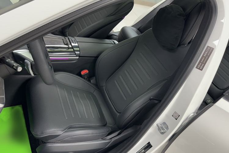 Used Mercedes-Benz C-Class 2024 Restyled C 260 L Sport Edition Left Front Seat