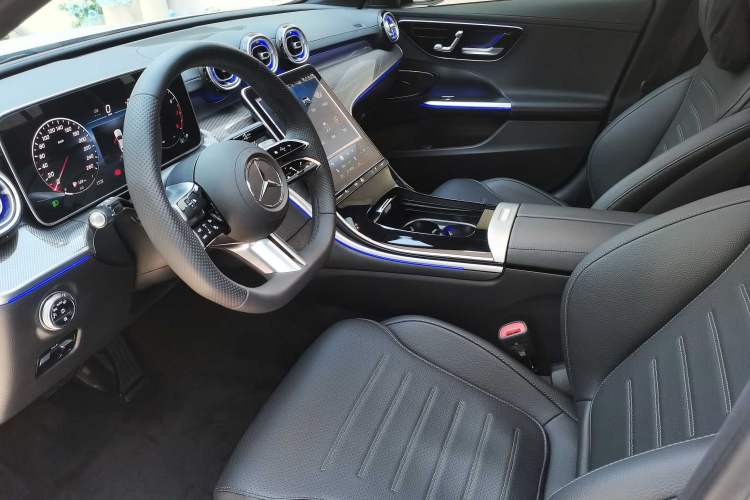 Used Mercedes-Benz C-Class 2024 Restyled C 260 L Sport Edition Left Front Seat