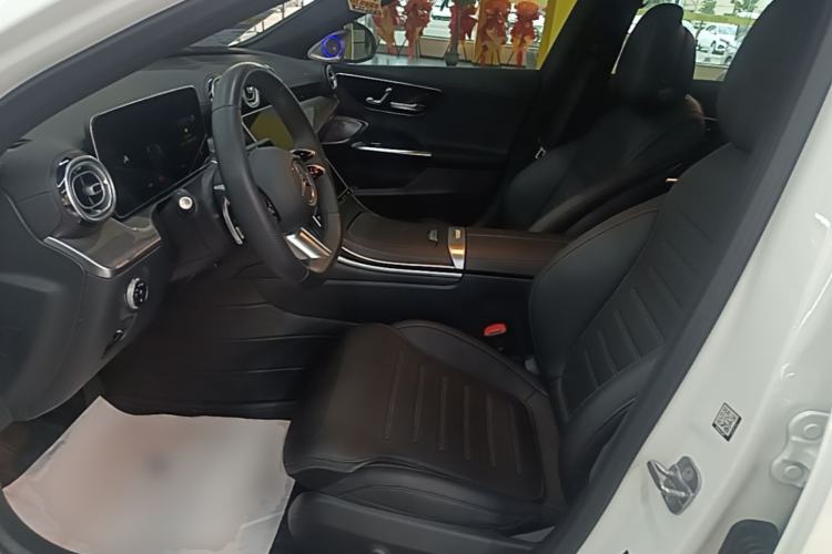 Used Mercedes-Benz C-Class 2024 Facelift C 260 L Night Edition Sport Version Left Front Seat