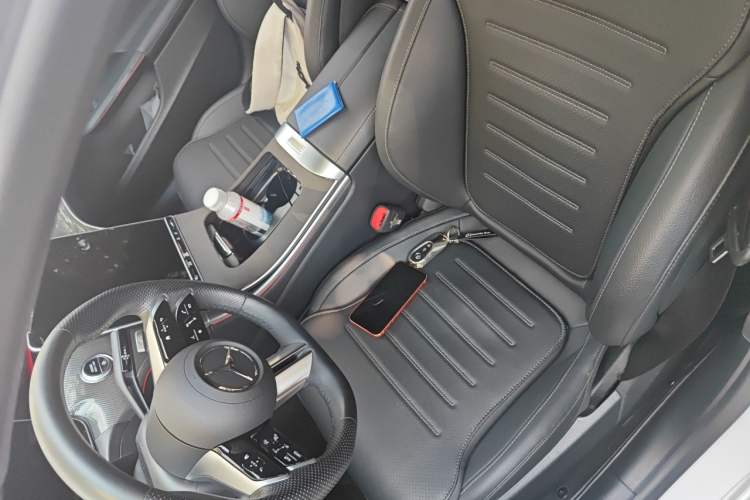 Used Mercedes-Benz C-Class 2024 Second Facelift C 260 L Sport Edition Left Front Seat