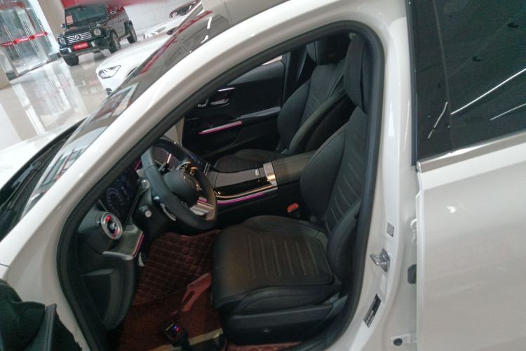 Used Mercedes-Benz C-Class 2024 Restyled C 260 L Sport Edition Left Front Seat