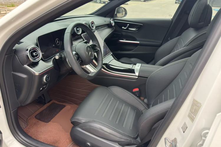 Used Mercedes-Benz C-Class 2024 Restyled C 260 L Sport Edition Left Front Seat