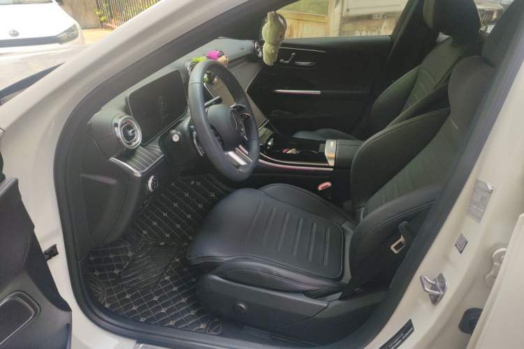 Used Mercedes-Benz C-Class 2024 Second Facelift C 260 L Sport Edition Left Front Seat