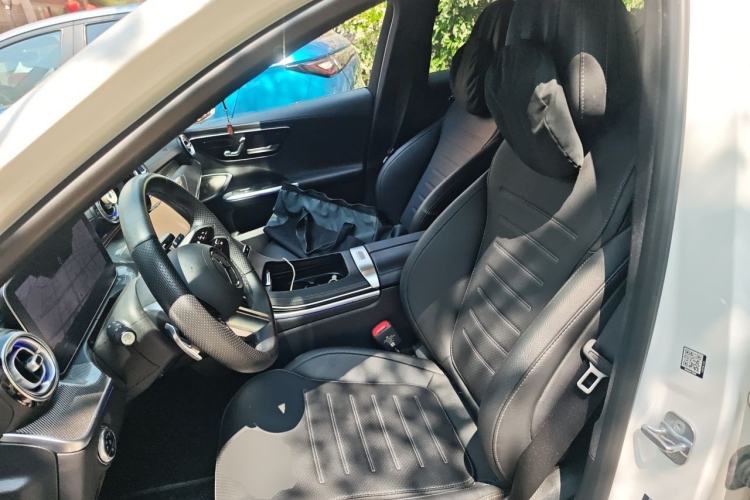 Used Mercedes-Benz C-Class 2024 Facelifted C-Class 260 L Night Edition Sports Version Left Front Seat