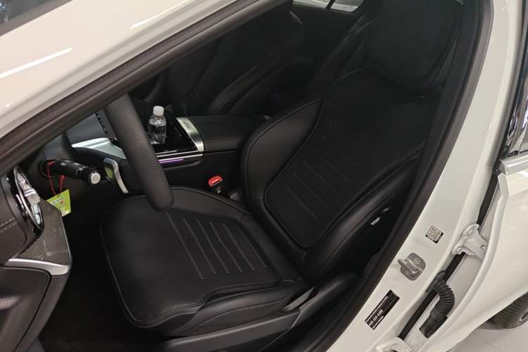 Used Mercedes-Benz C-Class 2024 Second Facelift C 260 L Sport Edition Left Front Seat
