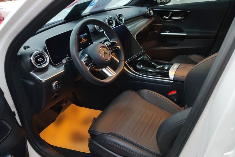 Used Mercedes-Benz C-Class 2024 Restyled C 260 L Sport Edition Left Front Seat