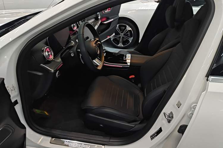 Used Mercedes-Benz C-Class 2024 C 260 L Sport Edition Left Front Seat
