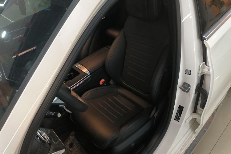 Used Mercedes-Benz C-Class 2024 Second Facelift C 260 L Sport Edition Left Front Seat