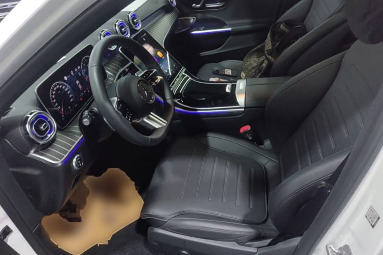 Used Mercedes-Benz C-Class 2024 Facelifted C-Class 260 L Night Edition Sports Version Left Front Seat