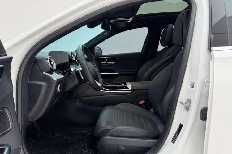 Used Mercedes-Benz C-Class 2024 Second Facelift C 260 L Sport Edition Left Front Seat