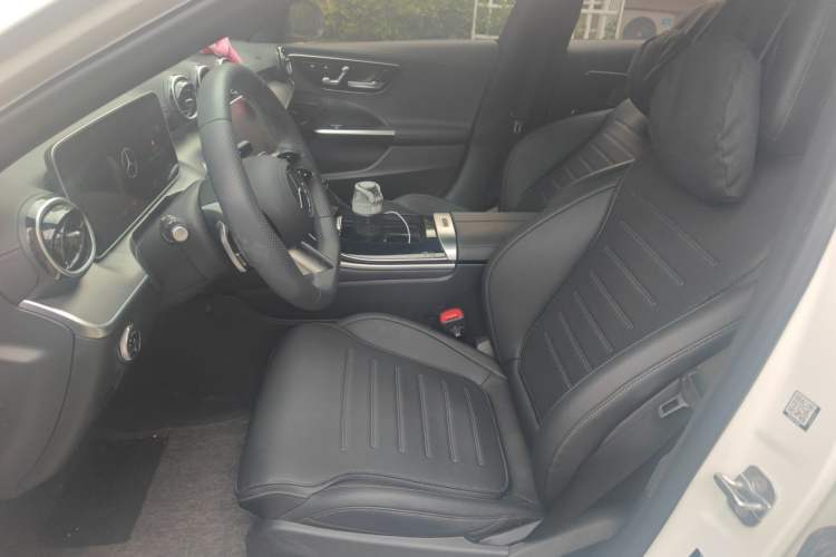 Used Mercedes-Benz C-Class 2024 Restyled C 200 L Sport Edition Left Front Seat