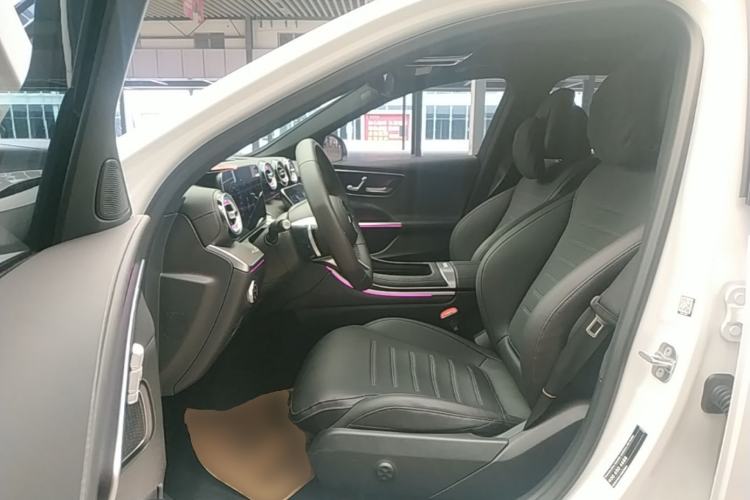 Used Mercedes-Benz C-Class 2024 Restyled C 260 L Sport Edition Left Front Seat