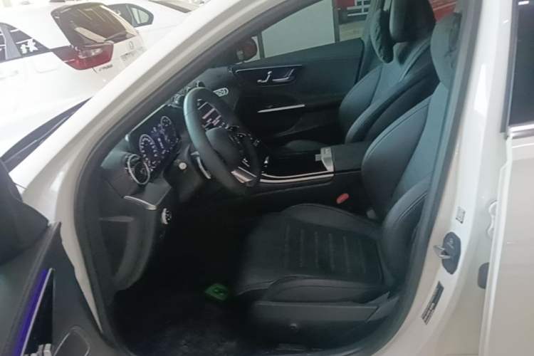 Used Mercedes-Benz C-Class 2024 C 200 L Sport Edition Left Front Seat