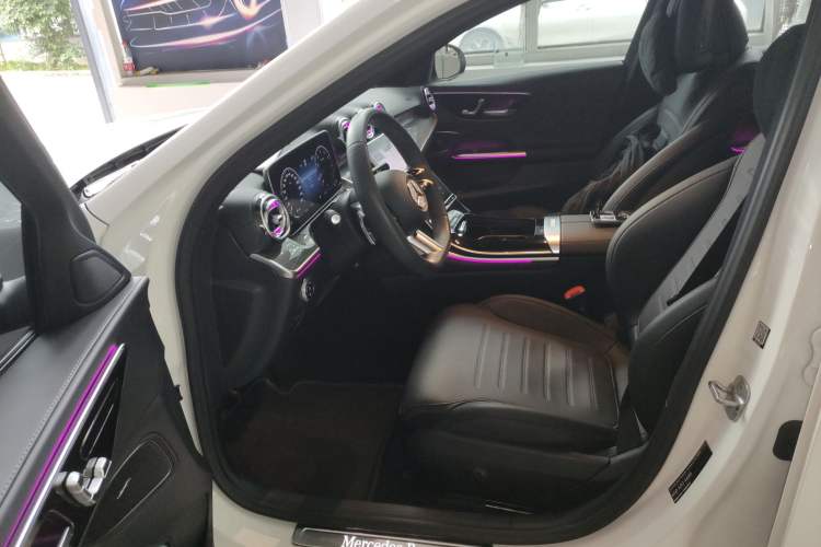 Used Mercedes-Benz C-Class 2024 Restyled C 260 L Sport Edition Left Front Seat