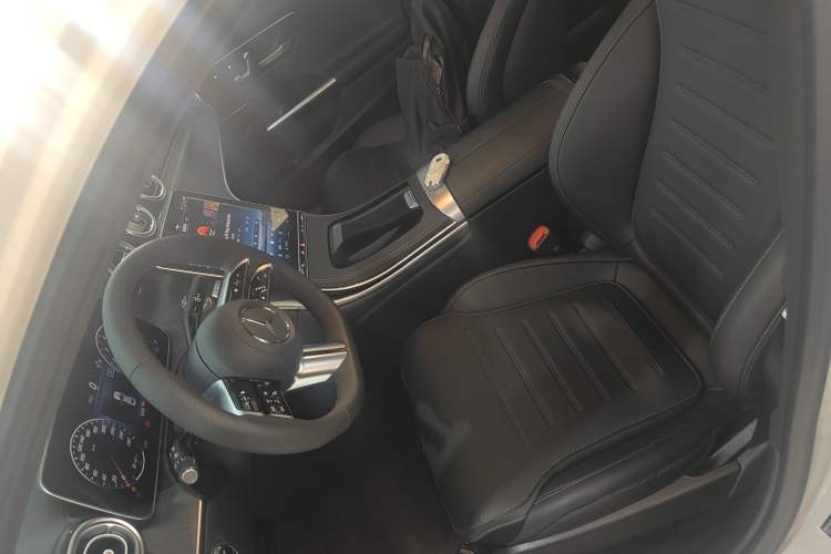 Used Mercedes-Benz C-Class 2024 Restyled C 260 L Sport Edition Left Front Seat