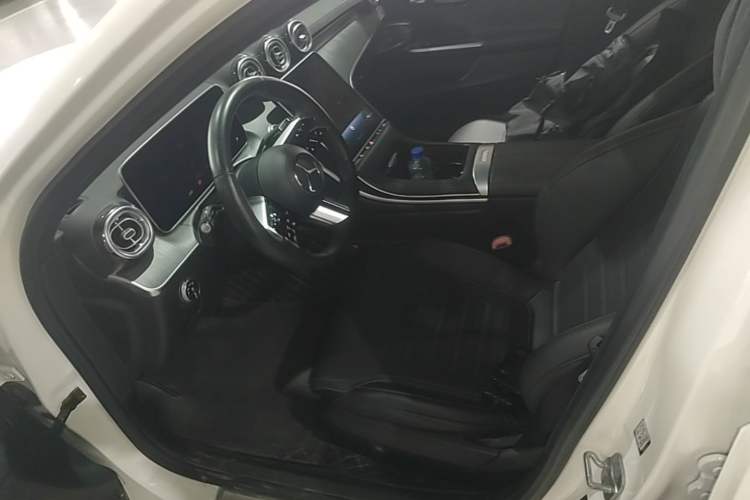 Used Mercedes-Benz C-Class 2024 Facelift C 260 L Night Edition Sport Version Left Front Seat