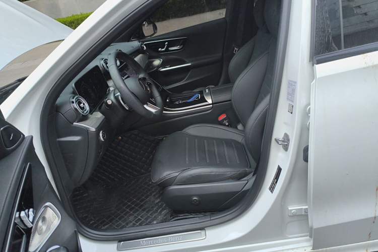 Used Mercedes-Benz C-Class 2024 Second Facelift C 260 L Starry Night Sport Edition Left Front Seat