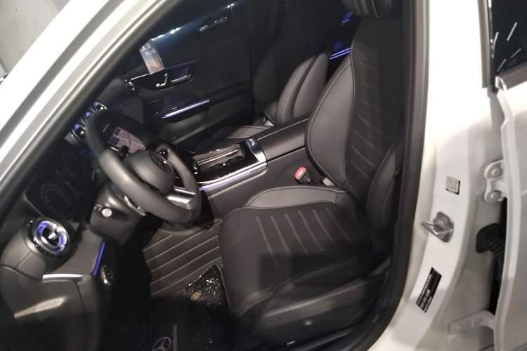 Used Mercedes-Benz C-Class 2024 C 260 L Sport Edition Left Front Seat