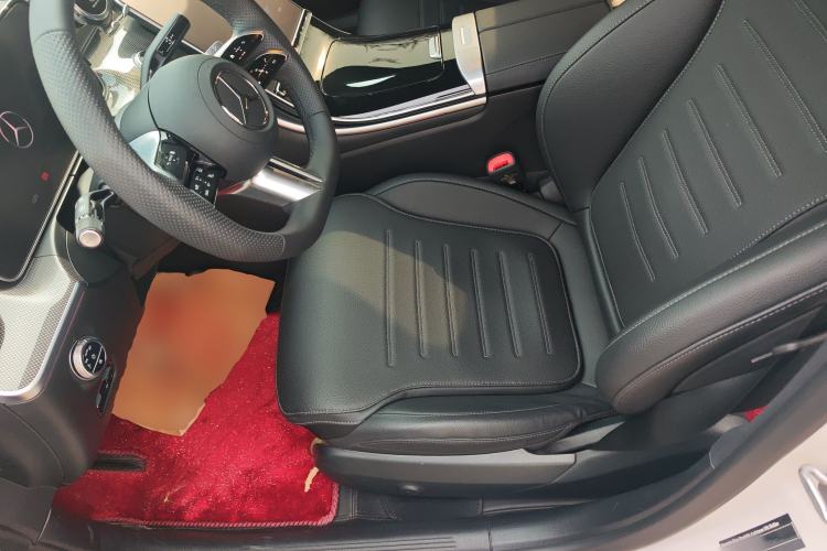 Used Mercedes-Benz C-Class 2024 Restyled C 260 L Sport Edition Left Front Seat