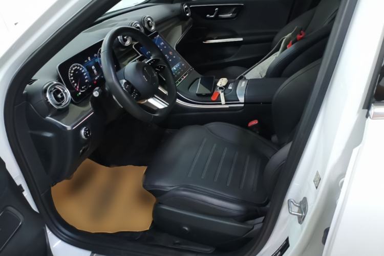 Used Mercedes-Benz C-Class 2024 Restyled C 260 L Sport Edition Left Front Seat