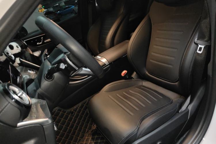 Used Mercedes-Benz C-Class 2024 Facelifted C-Class 260 L Night Edition Sports Version Left Front Seat