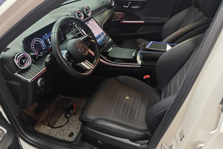 Used Mercedes-Benz C-Class 2024 Facelift C 260 L Night Edition Sport Version Left Front Seat