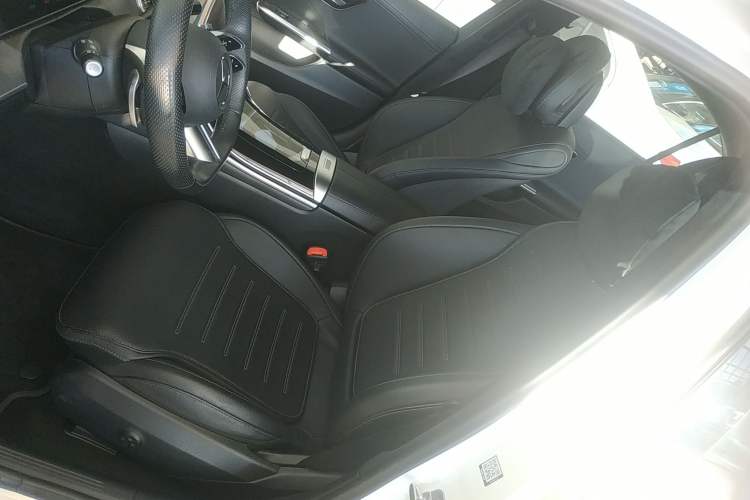 Used Mercedes-Benz C-Class 2024 Restyled C 260 L Sport Edition Left Front Seat