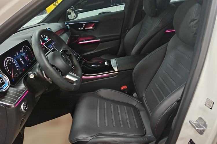 Used Mercedes-Benz C-Class 2024 Restyled C 260 L Sport Edition Left Front Seat