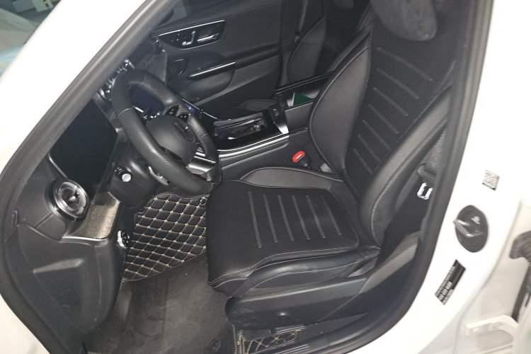 Used Mercedes-Benz C-Class 2024 Restyled C 260 L Sport Edition Left Front Seat