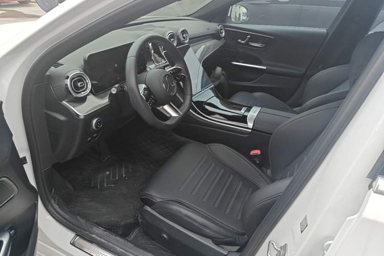 Used Mercedes-Benz C-Class 2024 Restyled C 260 L Sport Edition Left Front Seat