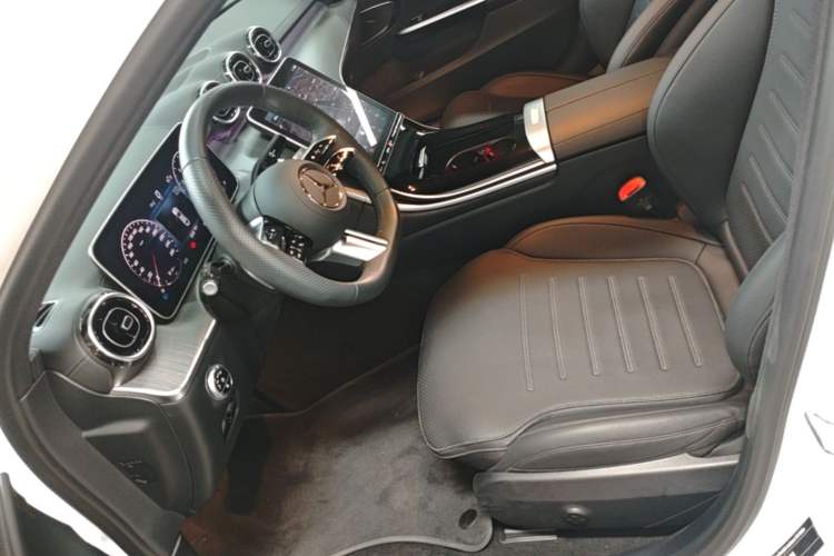 Used Mercedes-Benz C-Class 2024 Restyled C 200 L Sport Edition Left Front Seat