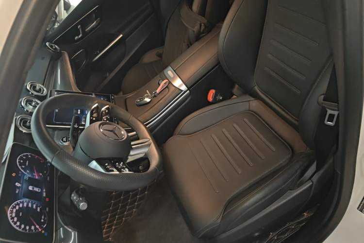 Used Mercedes-Benz C-Class 2024 Restyled C-Class 260 L Sport Edition Left Front Seat