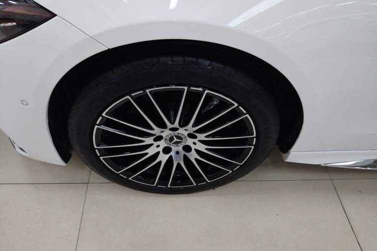 Used Mercedes-Benz C-Class 2024 C 200 L Sport Edition Left Front Wheel Hub